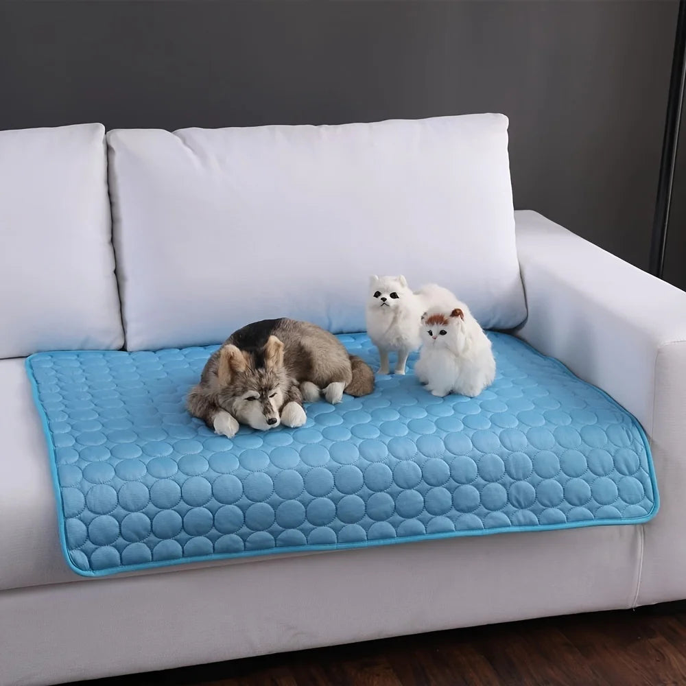 CatDog XL Cooling Mat - Self-Cooling & Machine Washable